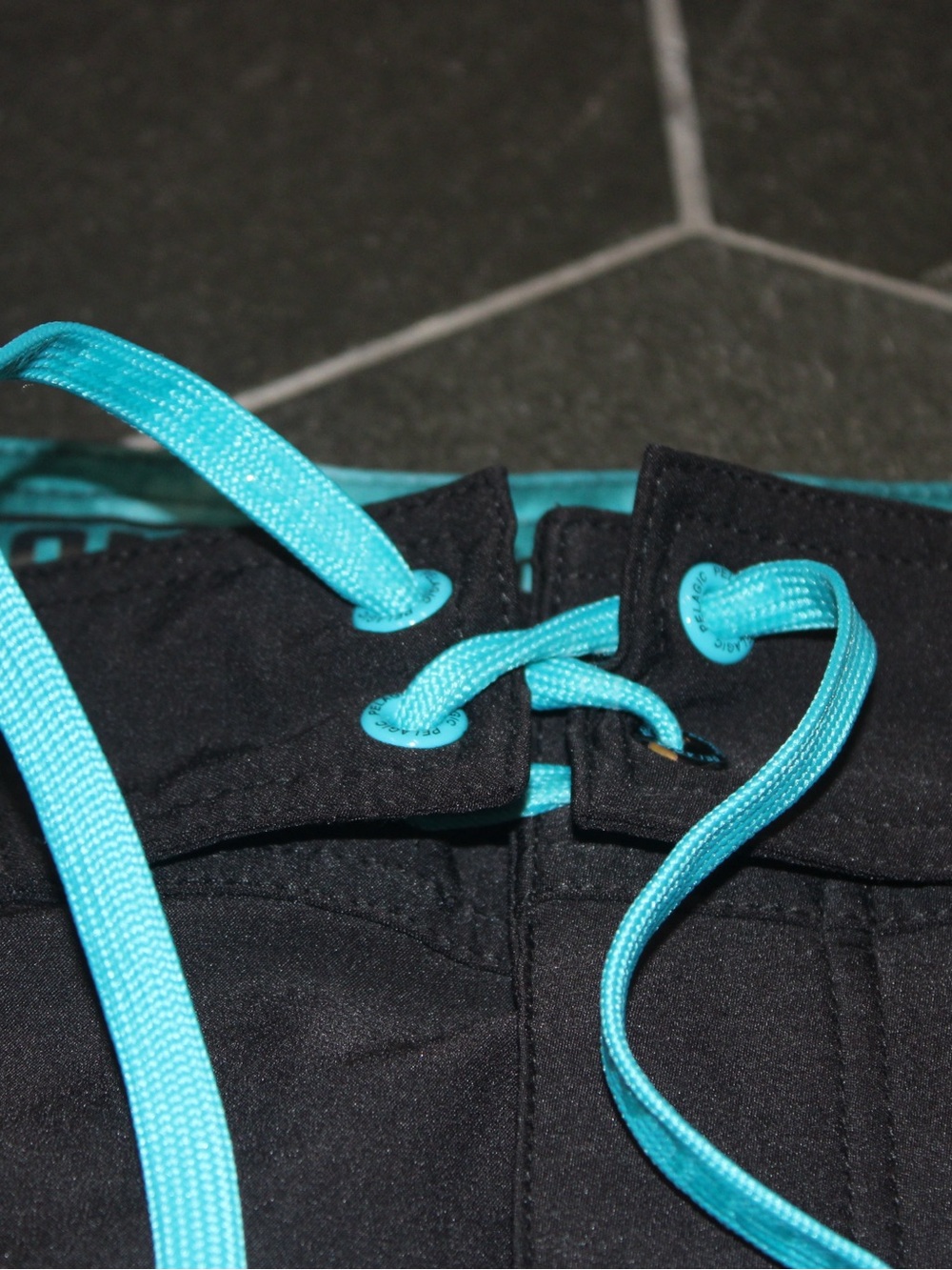 Pelagic Argonaut Boardshorts Men's Size 38 Black Aqua Fishing Swim Trunks - Picture 5 of 12